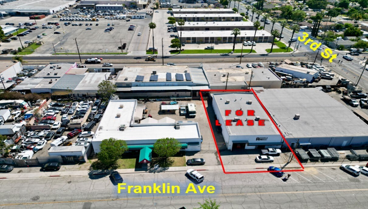 3226 Franklin Ave, Riverside, CA à louer Photo de l’immeuble– Image 1 sur 8