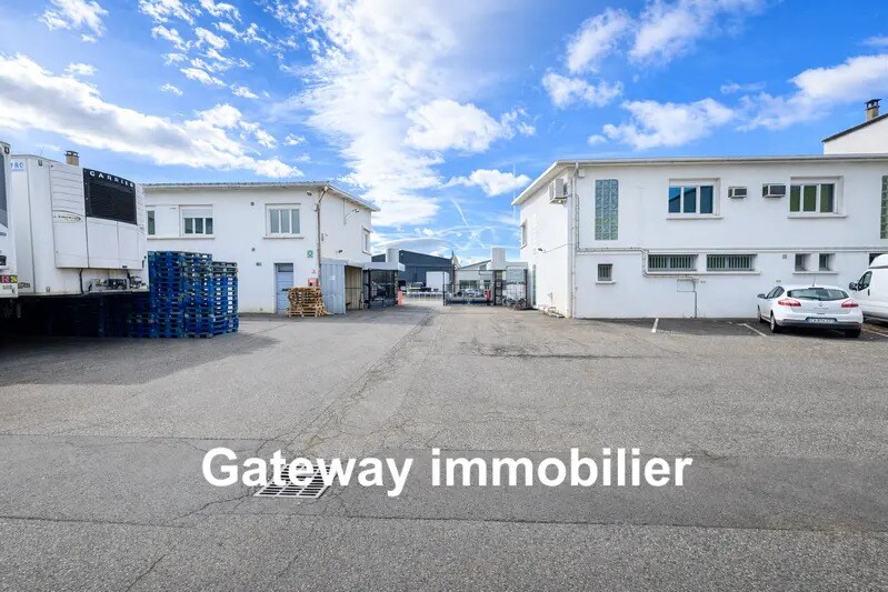 Industriel/Logistique dans Clermont-Ferrand à vendre - Photo de l’immeuble – Image 1 sur 20