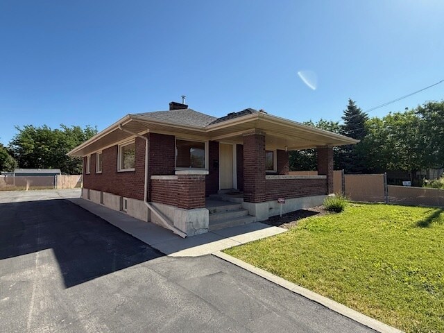 2155 E 3300 S, Salt Lake City, UT à louer - Photo de l’immeuble – Image 1 sur 16