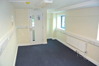 Dalmeyer Rd, Londres à louer Photo intérieure– Image 2 sur 11