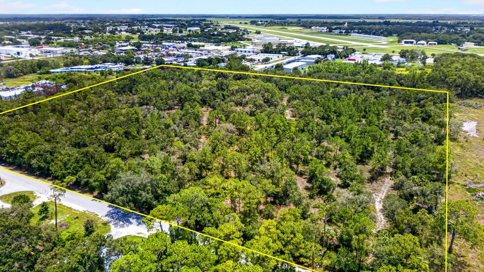 East Lincoln Avenue, LaBelle, FL à vendre - Aérien – Image 2 sur 9