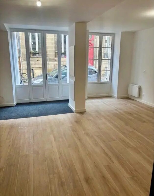 Bureau dans Bordeaux à louer Photo intérieure– Image 1 sur 4