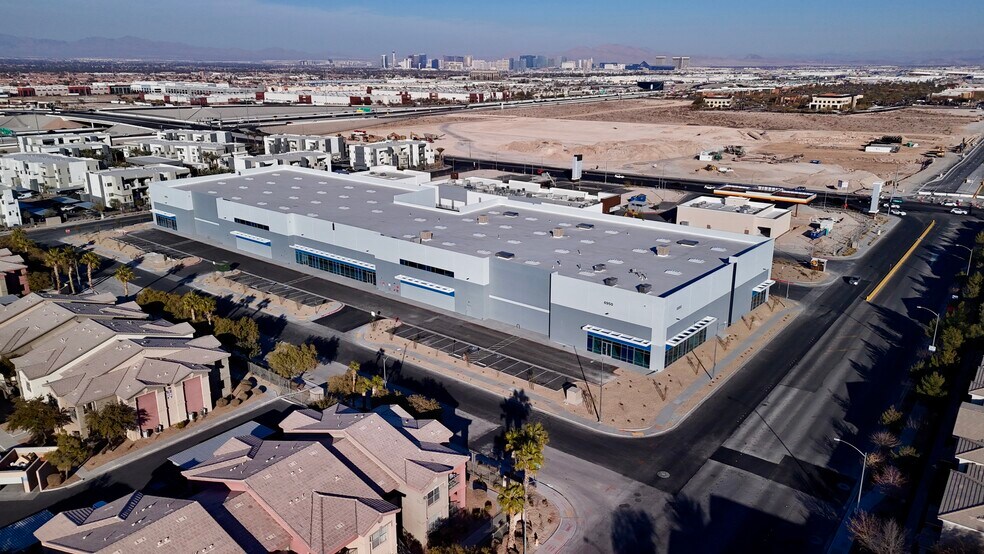 7862 S Miller Ln, Las Vegas, NV à louer - Photo de l’immeuble – Image 2 sur 4