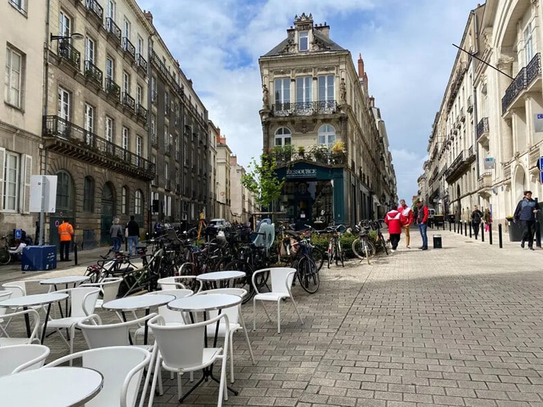 Local commercial dans Nantes à louer - Photo de l’immeuble – Image 3 sur 8