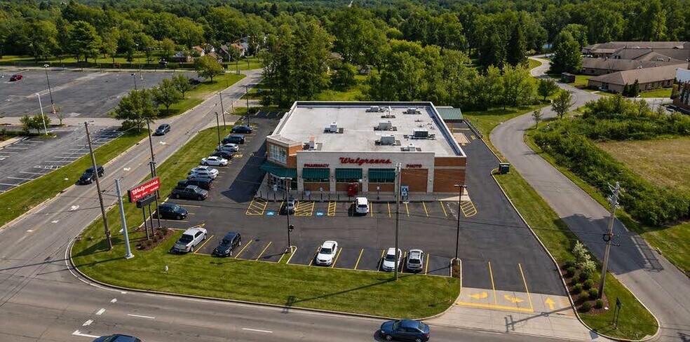 3390 Elm Rd, Warren, OH à vendre - Photo de l’immeuble – Image 2 sur 7
