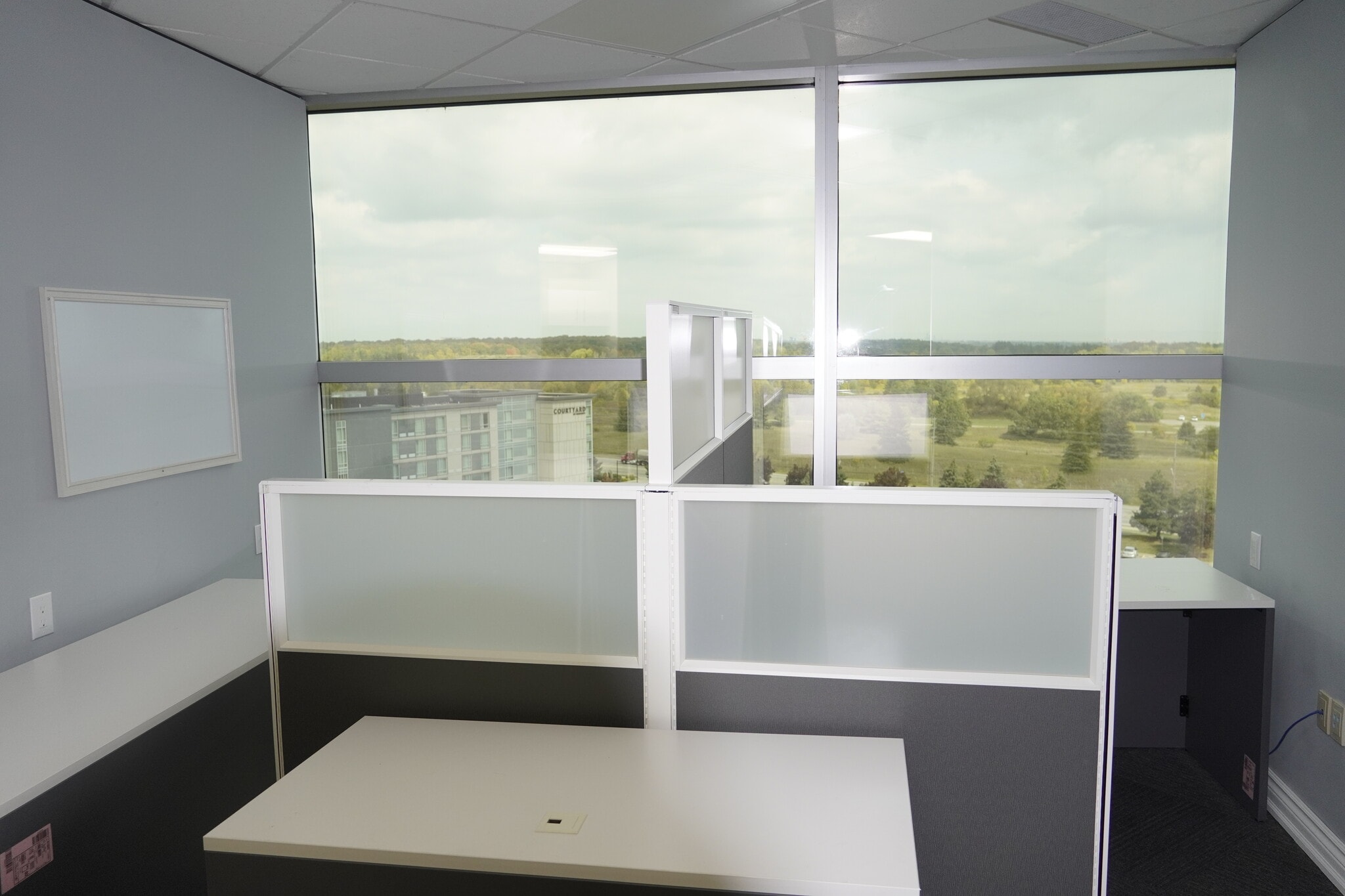 5500 N Service Rd, Burlington, ON à louer Photo intérieure– Image 1 sur 11