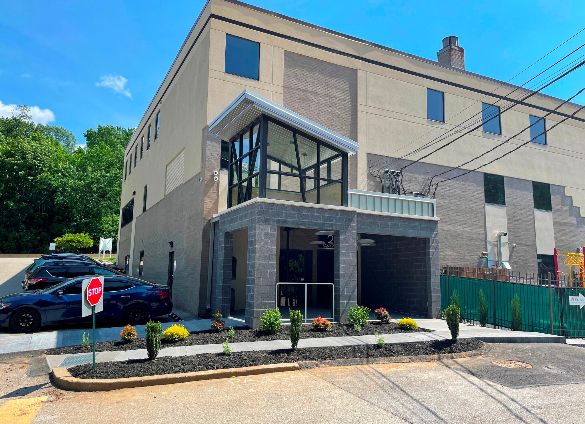 2644 Banksville Rd, Pittsburgh, PA à louer Photo de l’immeuble– Image 1 sur 6