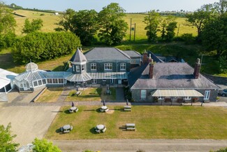 Plus de détails pour Broadway, Carmarthen - Hôtellerie à vendre