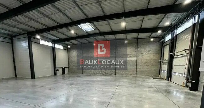 Plus de détails pour Industriel/Logistique à louer