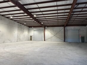 8055 Ironside Dr, Fort Myers, FL à louer Photo intérieure– Image 2 sur 2