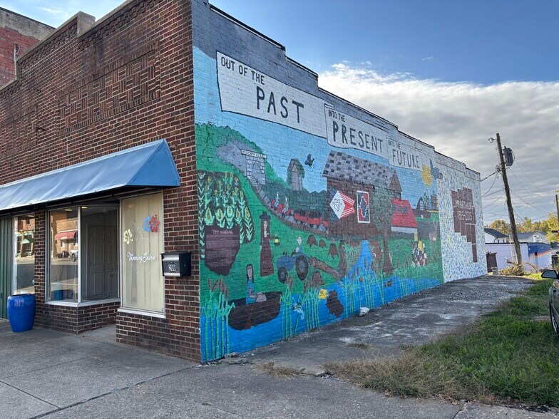 206 W Main St, Mc Arthur, OH à vendre - Photo de l’immeuble – Image 3 sur 79