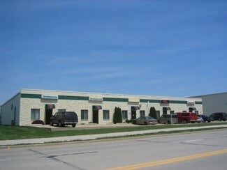 Plus de détails pour 1712 E Hamilton Rd, Bloomington, IL - Local d'activités à louer