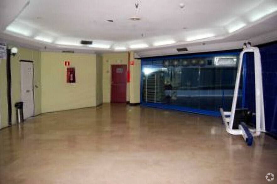 Local commercial dans Móstoles, Madrid à vendre - Photo intérieure – Image 1 sur 1