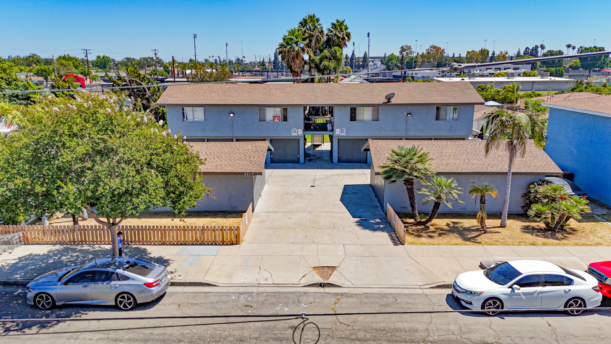 3750 Franklin Ave, Fullerton, CA à vendre Photo de l’immeuble– Image 1 sur 18