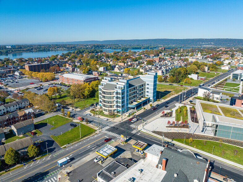 1500 N 6th St, Harrisburg, PA à louer - Photo de l’immeuble – Image 2 sur 5