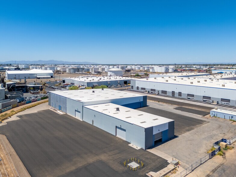 230 S 49th Ave, Phoenix, AZ à louer - Photo de l’immeuble – Image 3 sur 5