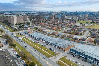 4249-4291 Steeles Ave W, Toronto, ON - Vue aérienne  vue de carte