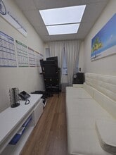 128-132 Brighton Beach Ave, Brooklyn, NY à louer Photo intérieure– Image 2 sur 2