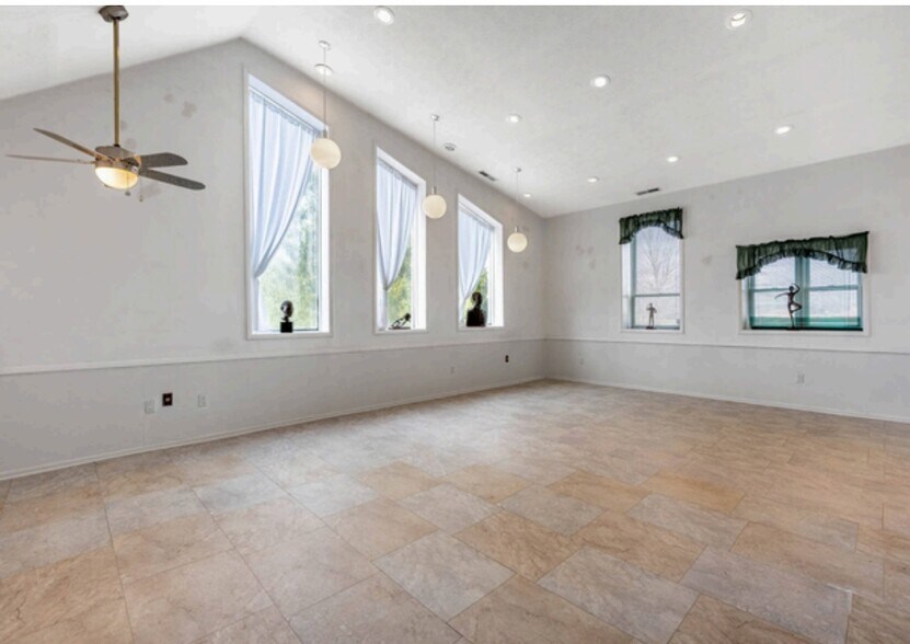 6000 Sycamore Woods Blvd, Dayton, OH à vendre - Photo intérieure – Image 2 sur 4