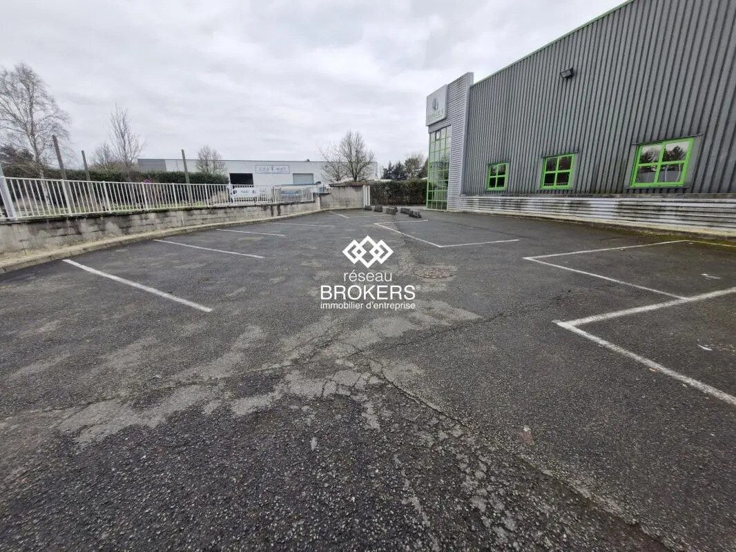 Industriel/Logistique dans Claye-Souilly à louer Photo de l’immeuble– Image 1 sur 9