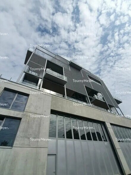 Bureau dans Lorient à louer - Photo de l’immeuble – Image 1 sur 2