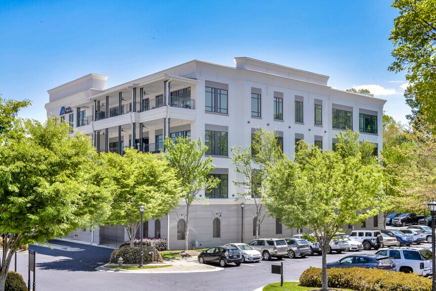 2235 Gateway Access Pt, Raleigh, NC à louer - Photo de l’immeuble – Image 3 sur 8