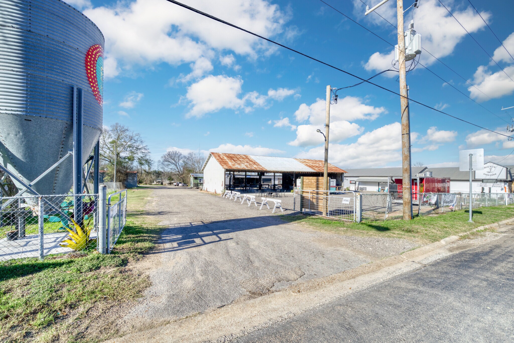 710 S May St, Madisonville, TX à vendre Photo principale– Image 1 sur 50