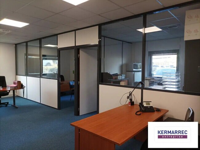 Plus de détails pour Bureau à louer