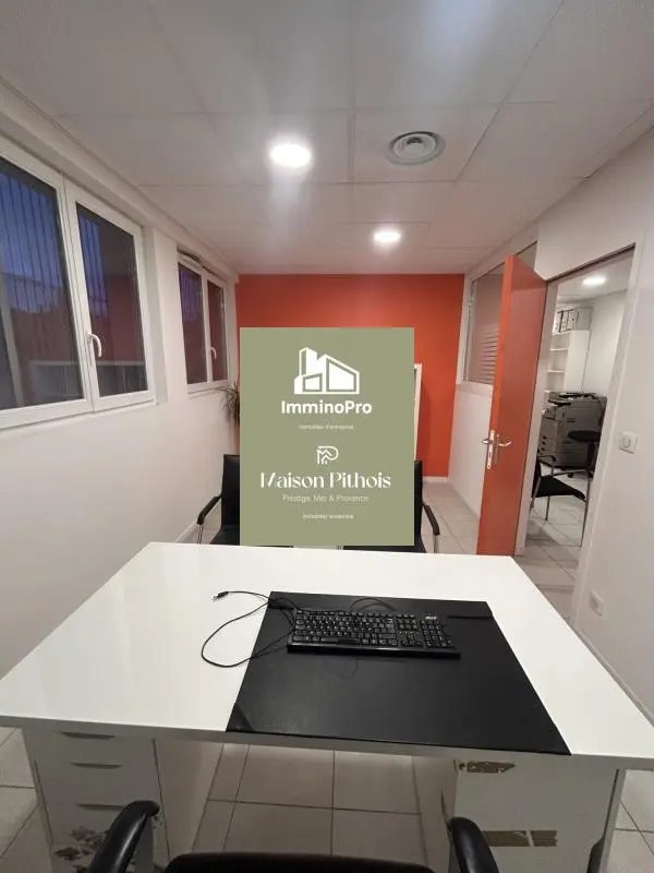 Local d’activités dans Marseille à louer Photo intérieure– Image 1 sur 11