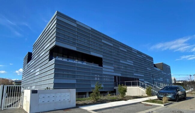 Plus de détails pour Bureau à louer