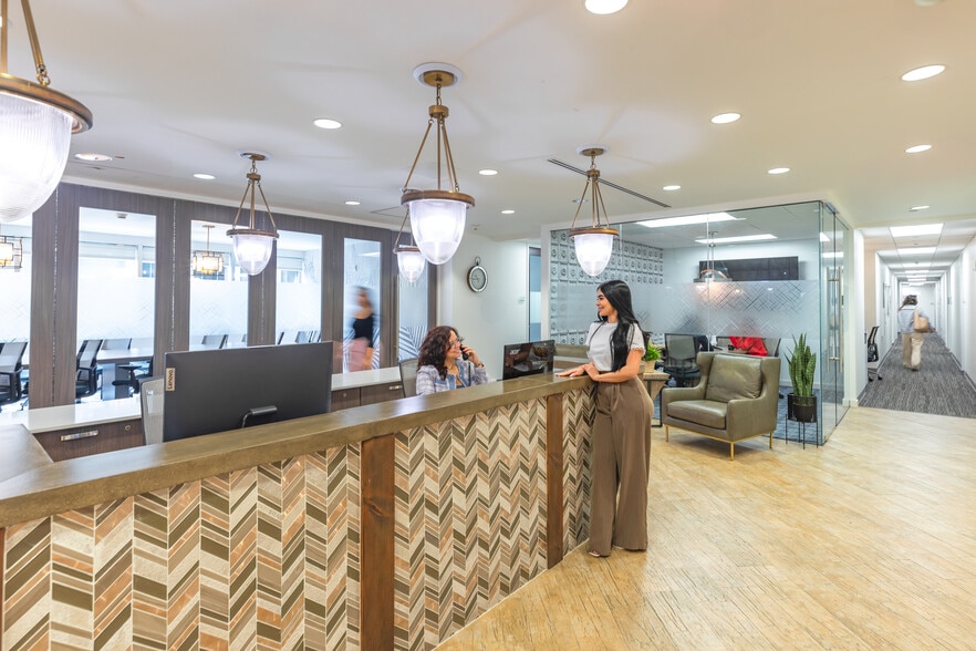 777 brickell Ave, Miami, FL à louer - Hall d’entrée – Image 1 sur 21
