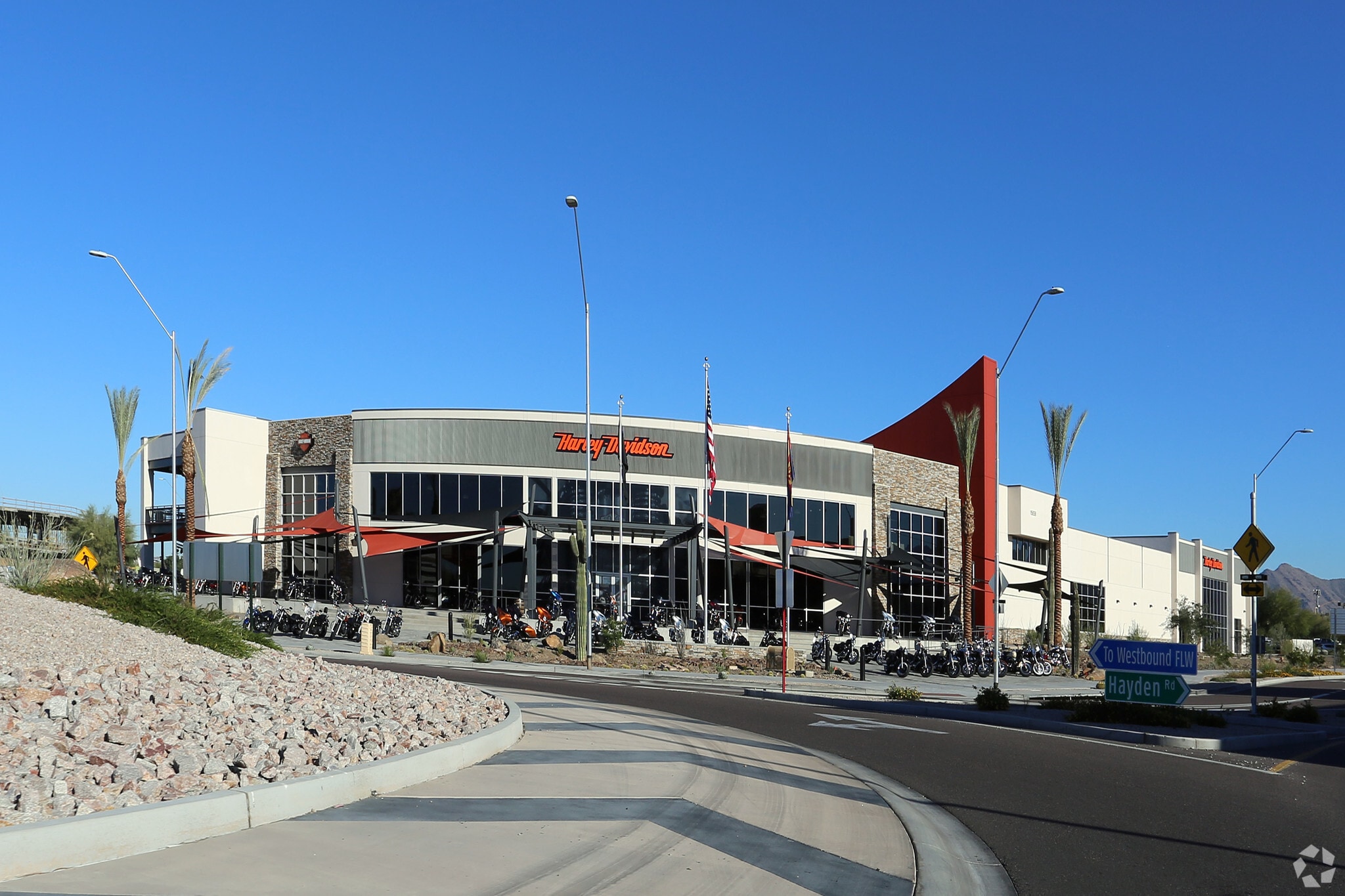 15656 N Hayden Rd, Scottsdale, AZ à louer Photo principale– Image 1 sur 15