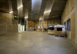 Local d’activités dans Villeneuve-la-Garenne à louer Photo intérieure– Image 2 sur 13