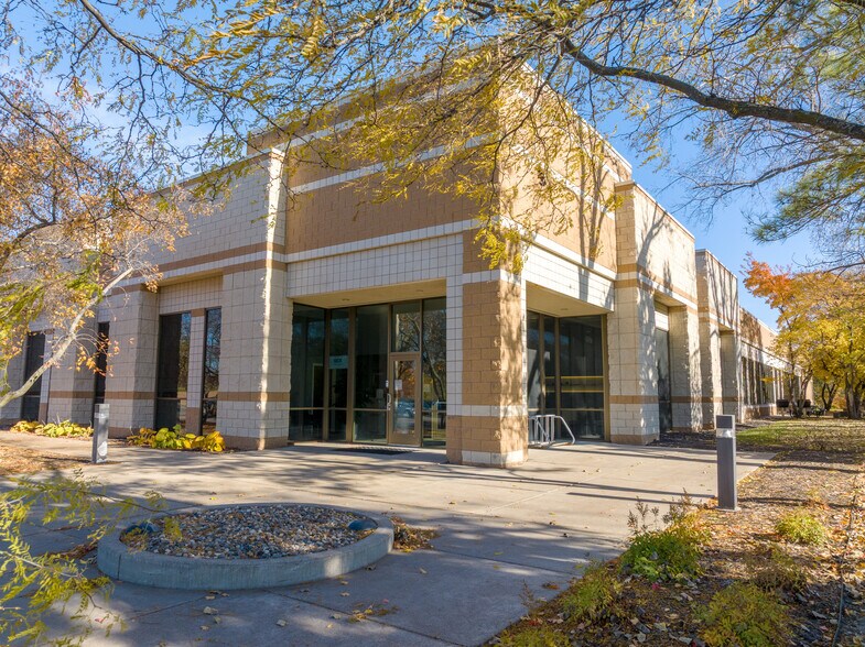 6900 W 110th St, Bloomington, MN à louer - Photo principale – Image 1 sur 23