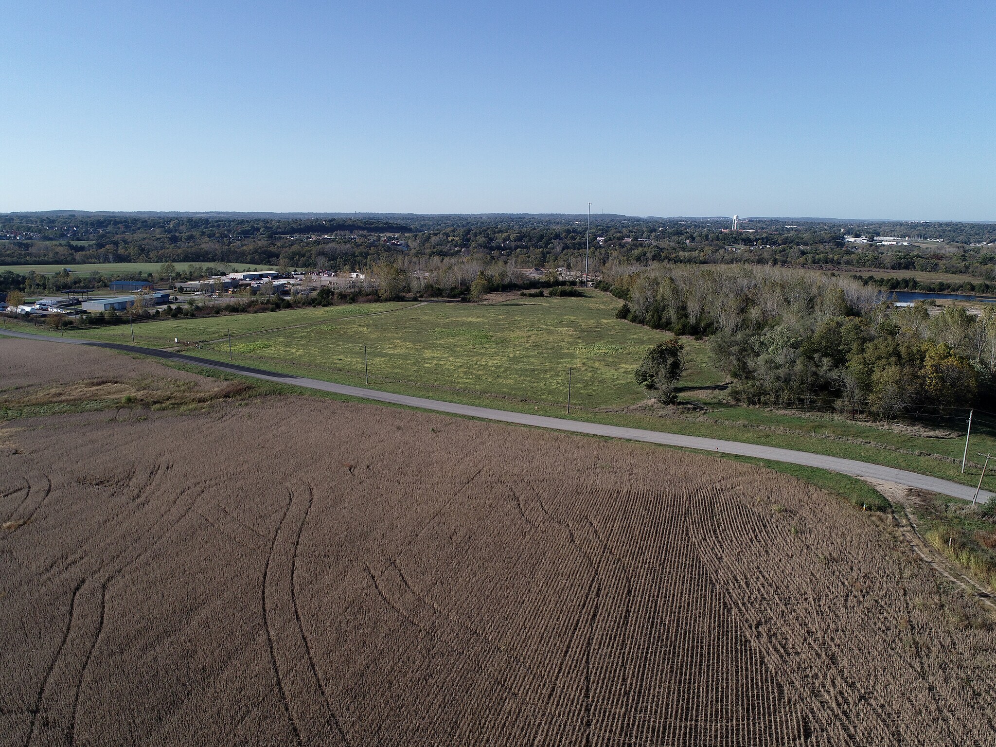 E Gilman Rd, Lansing, KS à vendre Aérien– Image 1 sur 4