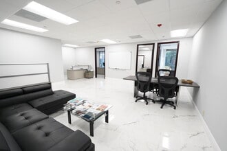 5310 NW 33rd Ave, Fort Lauderdale, FL à louer Photo de l’immeuble– Image 1 sur 22
