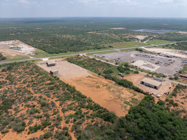 3661 Fm 468, Cotulla, TX à louer - Photo de l’immeuble – Image 2 sur 11