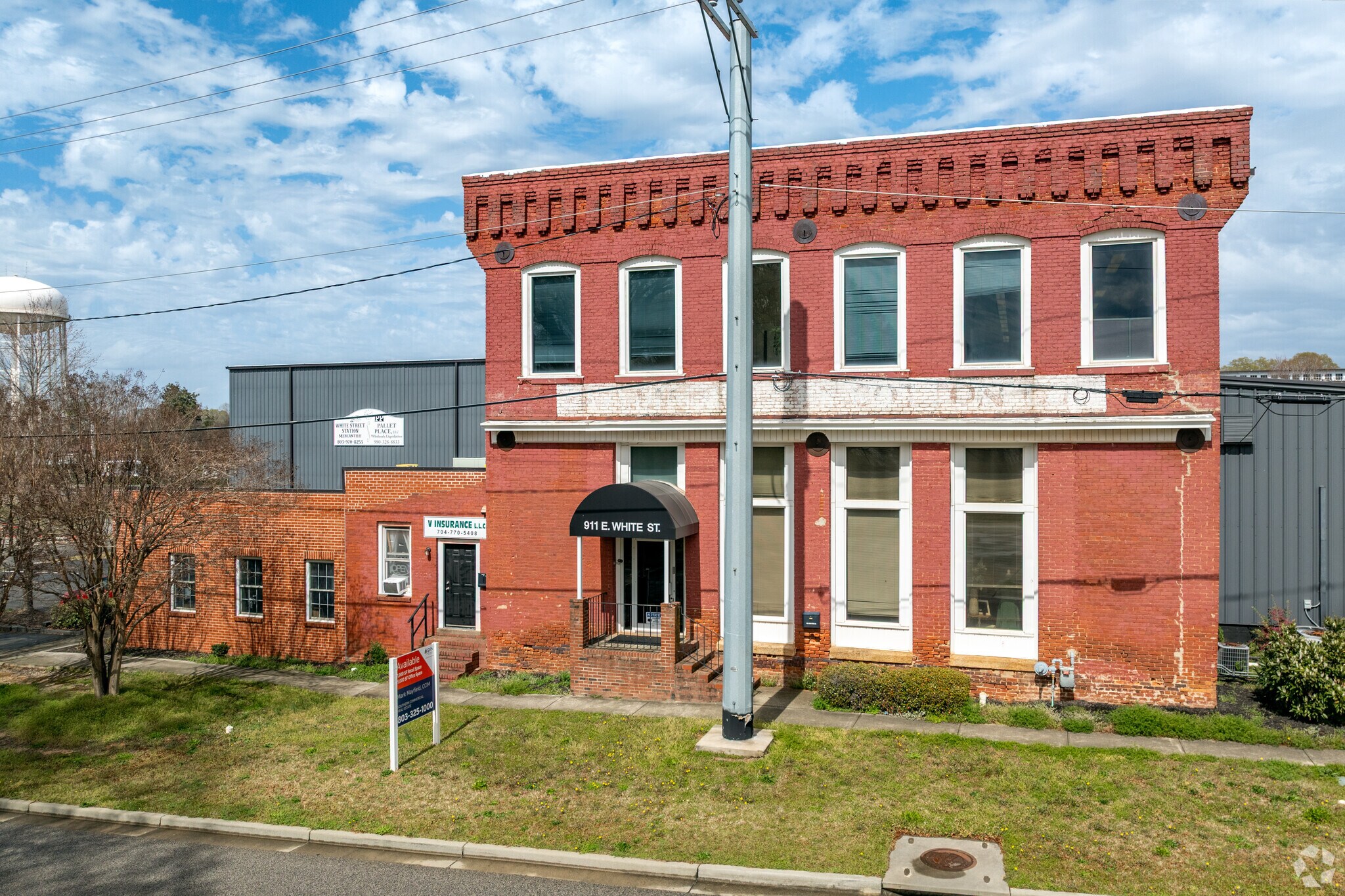 911 E White St, Rock Hill, SC à vendre Photo principale– Image 1 sur 8