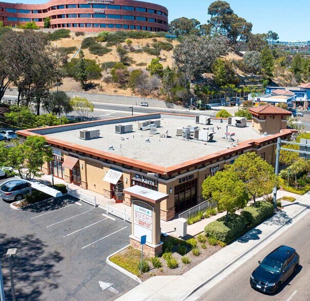 11611 Rancho Bernardo Rd, San Diego, CA à louer - Photo de l’immeuble – Image 2 sur 5
