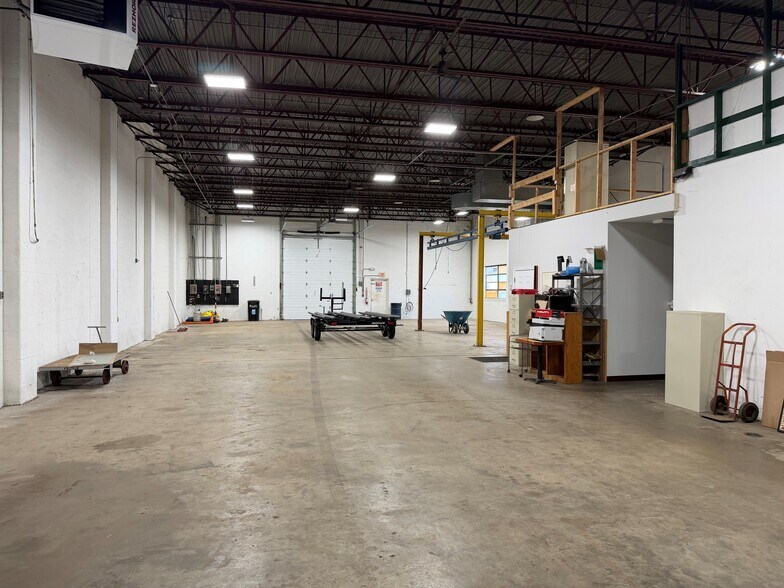 2054 Drill Ave, Dayton, OH à vendre - Photo de l’immeuble – Image 2 sur 9