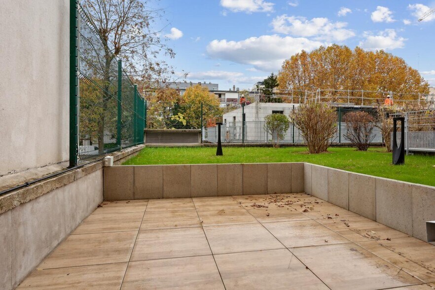 Bureau dans Boulogne-Billancourt à louer - Photo de l’immeuble – Image 2 sur 14
