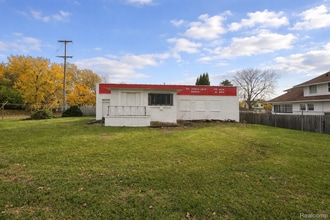 556 Auburn Ave, Pontiac, MI à louer Autre– Image 2 sur 27