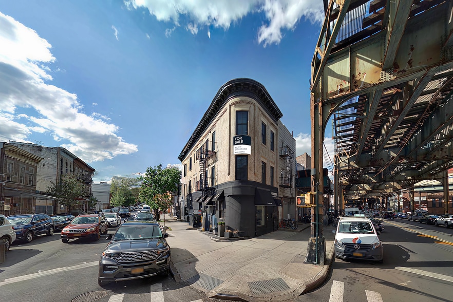 6326 New Utrecht Ave, Brooklyn, NY à vendre - Photo de l’immeuble – Image 1 sur 17