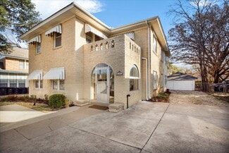 Plus de détails pour 2701 S University Dr, Fort Worth, TX - Logement à vendre