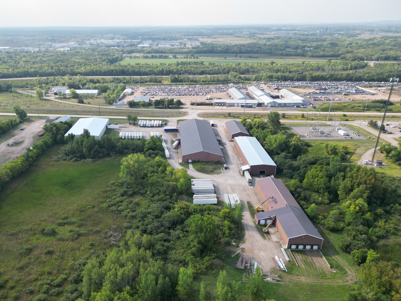 7402 Ridgewood Rd, Saint Cloud, MN à louer - Photo de l’immeuble – Image 3 sur 18