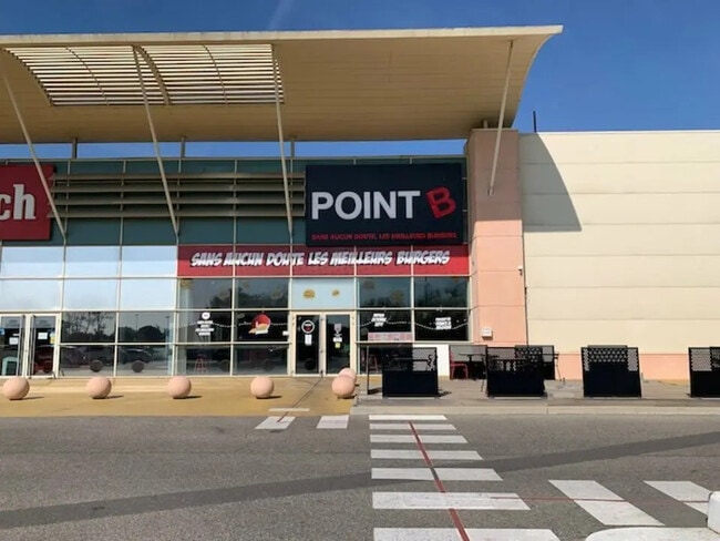 Plus de détails pour Local commercial à louer