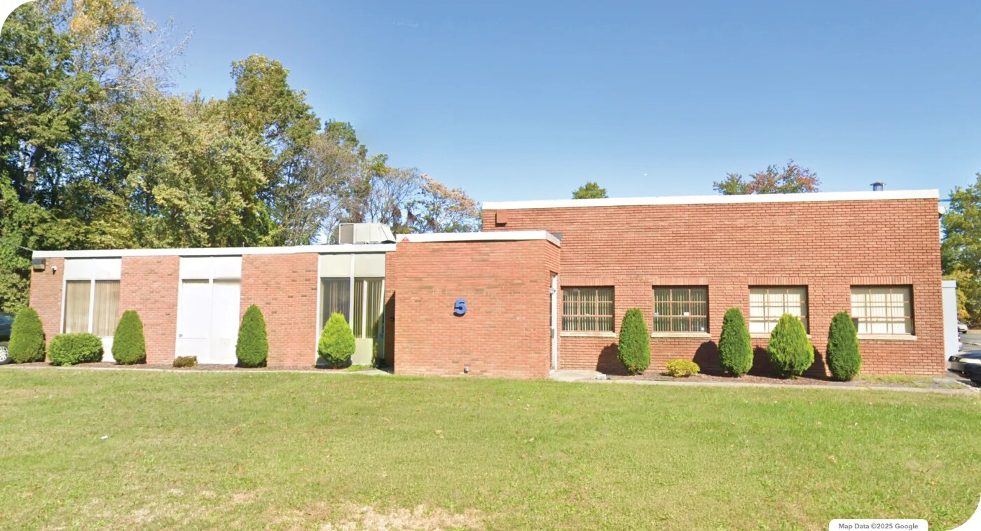 5 Montesano Rd, Fairfield, NJ à louer Photo principale– Image 1 sur 6