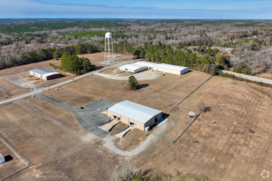 628 Industrial Park Rd, Roberta, GA à louer - Photo de l’immeuble – Image 2 sur 20