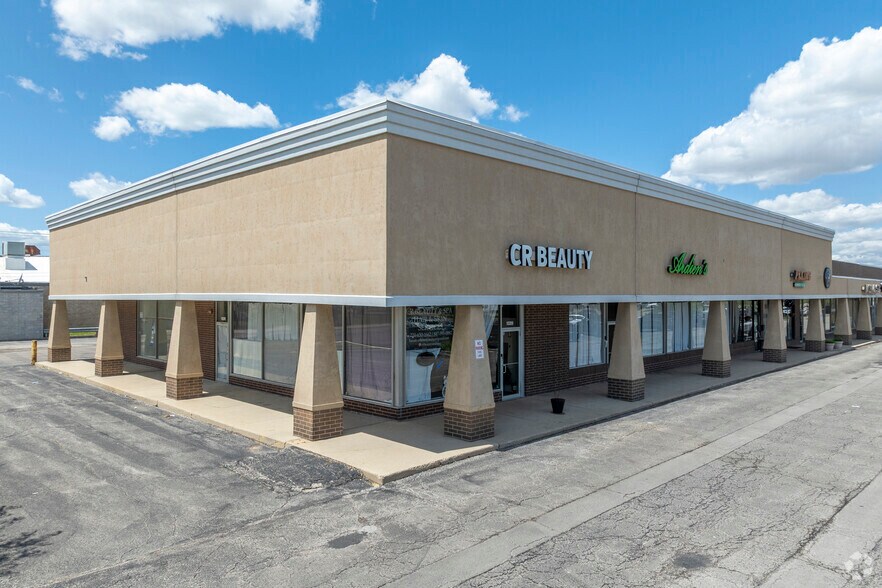 10207 Grand Ave, Franklin Park, IL à louer - Photo principale – Image 3 sur 12