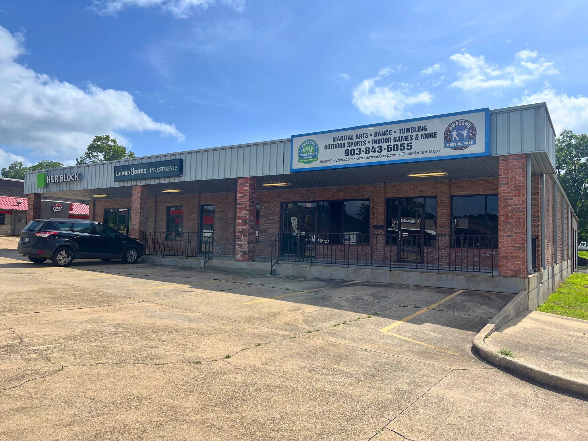 906 Us Highway 271 S, Gilmer, TX à louer Photo principale– Image 1 sur 13
